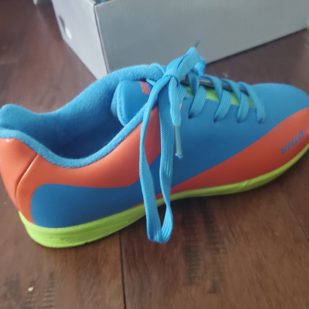 Indoor soccer shoes size 4.5 youth in blue orange and green vigo brand
